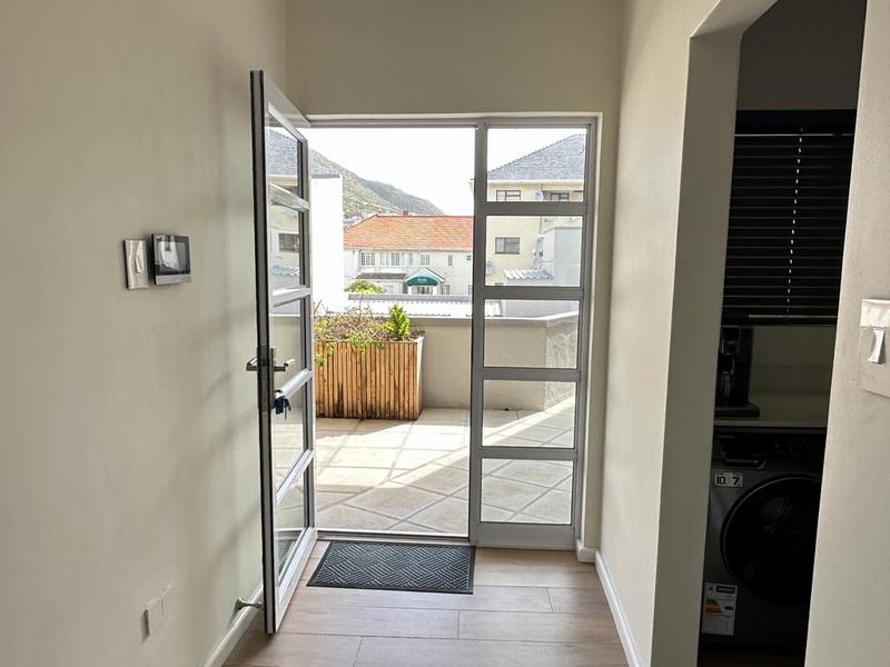 2 Bedroom Property for Sale in Fish Hoek Western Cape